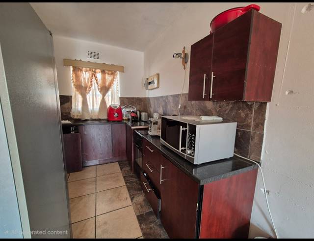 2 BEDROOM FLAT FOR SALE IN VANDERBIJLPARK CW 3